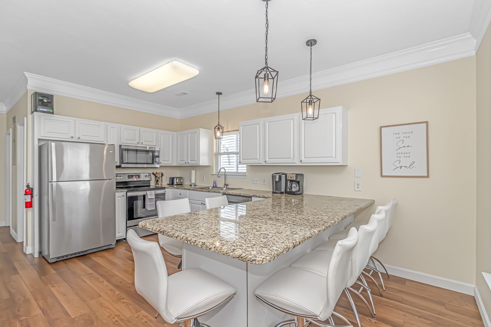 Ocean View 7 Bedrooms - Just Steps From The Beach - 1171