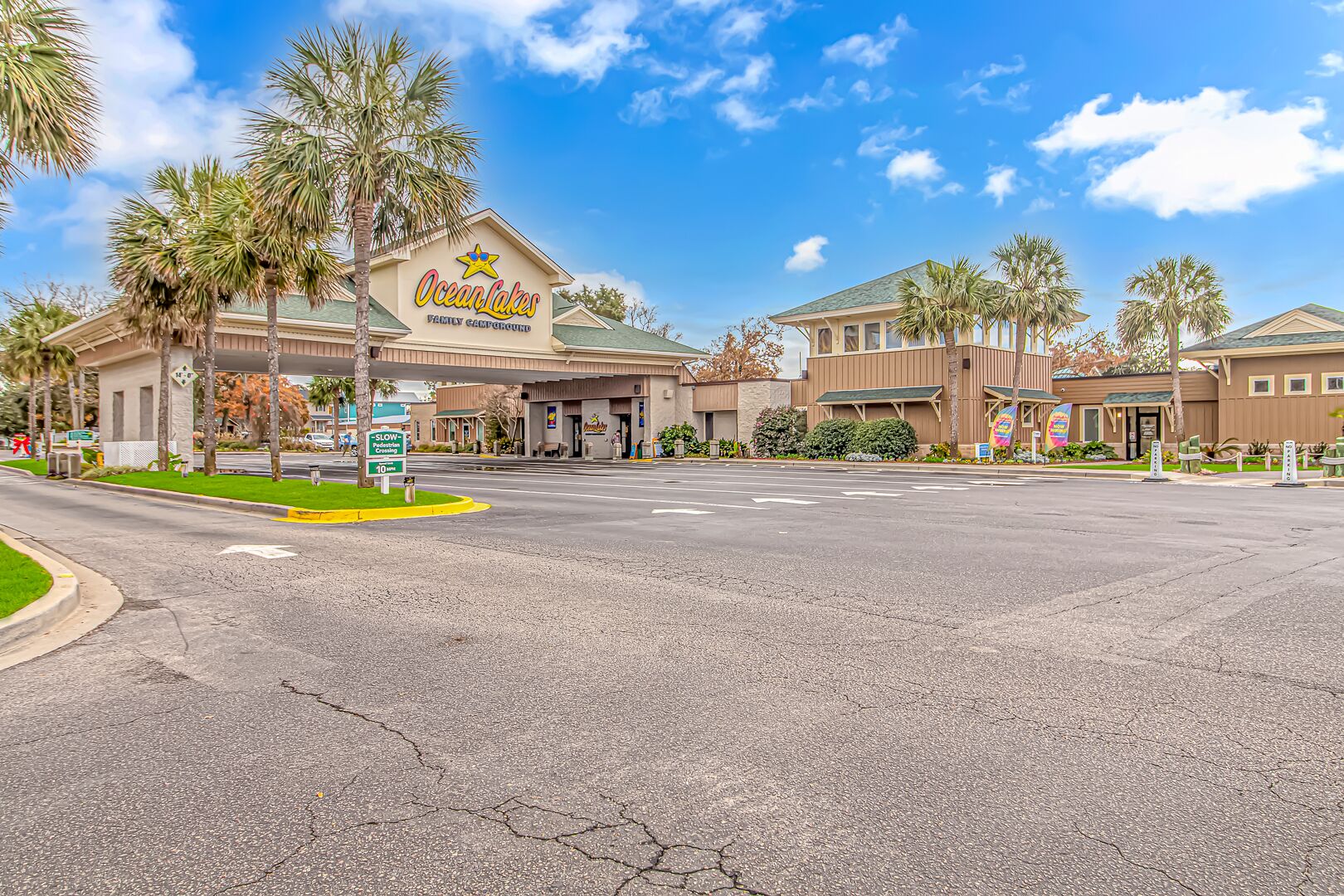 Ocean View 7 Bedrooms - Just Steps From The Beach - 1171